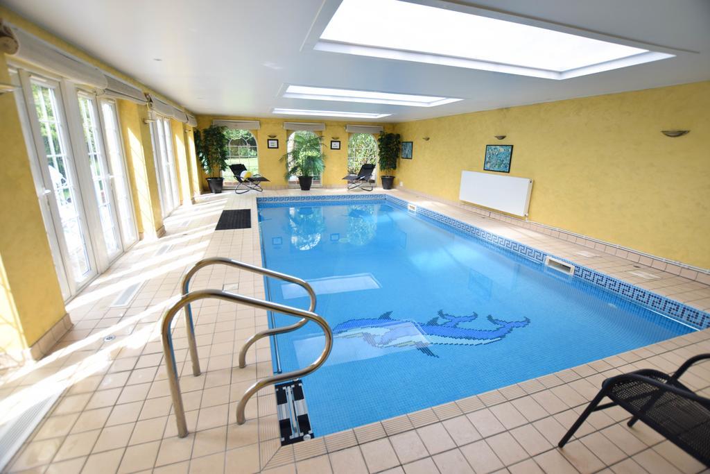 Dunmow Guest House Грейт-Данмоу Экстерьер фото